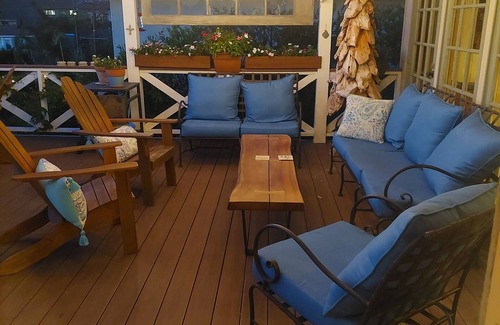 South Laguna House | Cozy Laguna Beach Cottage with ocean views from all rooms and the spacious deck.