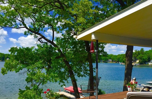 Rockford Cottage | Cozy Lake Cottage in Rockford