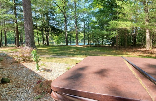 Kalkaska Cabin | Cozy lake front cabin on 6 private acres