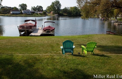 Hastings Apartment | Cozy Lake Front get away