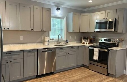 Thomson House | Cozy Lake Home at Raysville