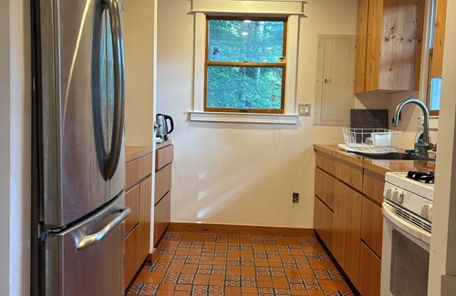 Roscoe House | Cozy Lake House in Charming Roscoe: Your 3-Bedroom Getaway