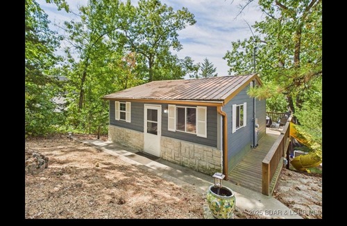 Rocky Mount House | Cozy Lake House with a Private dock and beautiful outdoor space.