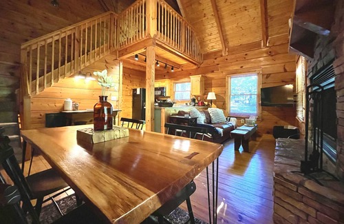 Lake Lure Cabin | Cozy Lake Lure Cabin