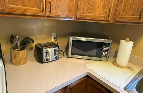 Houghton Lake Cabin | Cozy lake retreat with great views of Houghton Lake. Close to ORV trails.