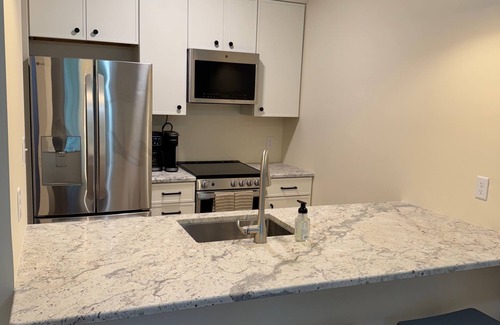 Dodds Addition Apartment | Cozy Lake-View Retreat Near Beach, Trails and Bay between Rehoboth and Dewey