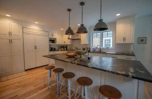 New London House | Cozy lakefront property on Sunapee Lake!