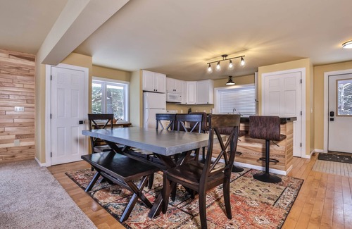 Arbor Vitae House | Cozy Lakeside Detached home with Amazing Elevated Views