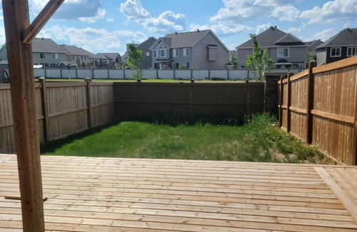 Southeast Edmonton House | Cozy legal basement- 5 minutes from different shops