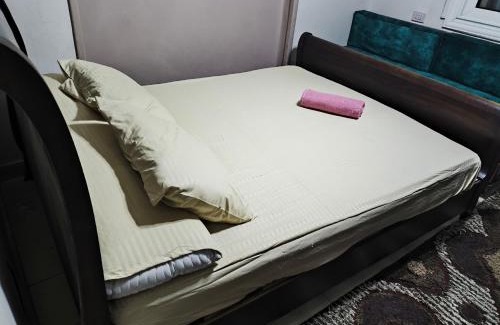 Qasr an-Nil Apartment | Cozy location in Downtown Cairo close to The Egyptian Museum