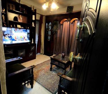 Qasr an-Nil Apartment | Cozy location in Downtown Cairo close to The Egyptian Museum