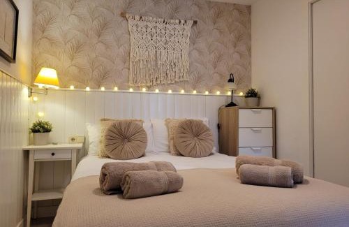 Cerrado de Calderon Apartment | "COZY LOFT", TERRACE, PARKING and SWIMMING POOL