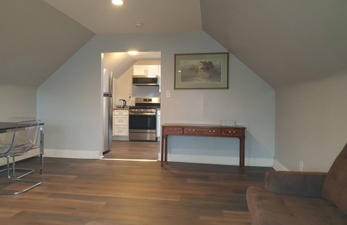 Buffalo House | Cozy Loft Two Bedrms aprt