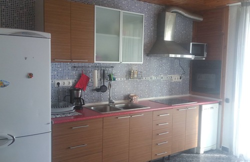 La Pineda Apartment | Cozy loft with terrace and 200 mt. of the beach.