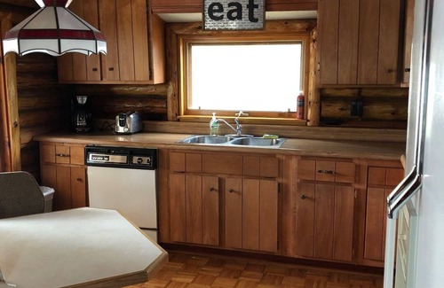 Gaylord Cabin | Cozy Log Cabin on Beautiful Lake in Northern Michigan