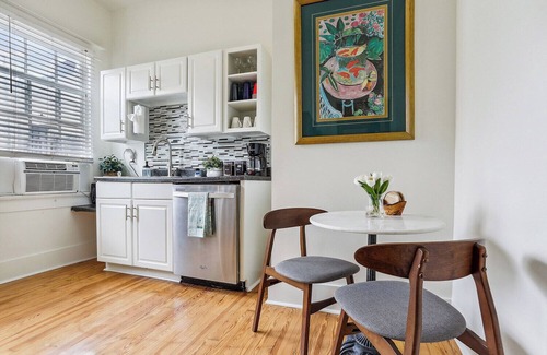 Lower Garden District House | Cozy Lower Garden District Gem