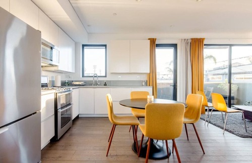 Los Angeles House | Cozy Luxurious 1 bed Loft style in Venice Beach