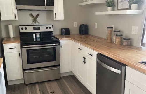 Elizabethtown Apartment | Cozy luxurious spacious apt centrally located in the heart of elizabethtown ky