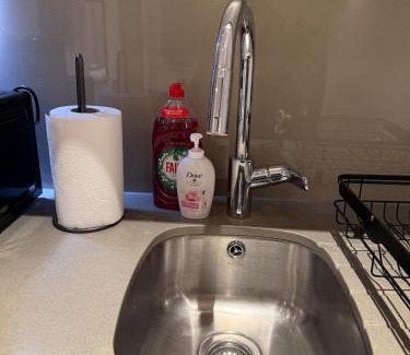 Slough Apartment | Cozy Luxury Apartment In The Heart Of Slough -The Bethel Suite