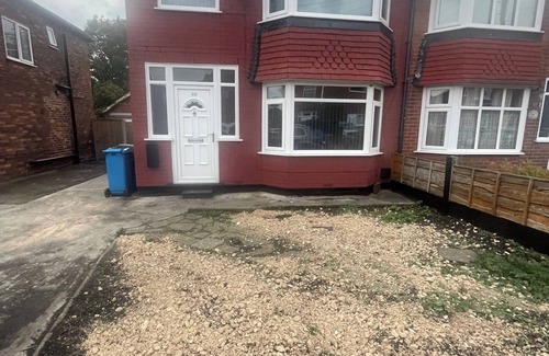 Failsworth House | Cozy Manchester House With 3 Bedrooms