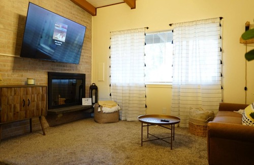 Lakeland North House | Cozy meets design!