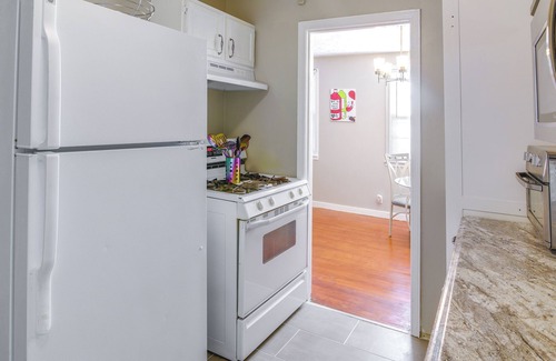 South Memphis Cottage | Cozy Memphis Vacation Rental Near Beale Street!