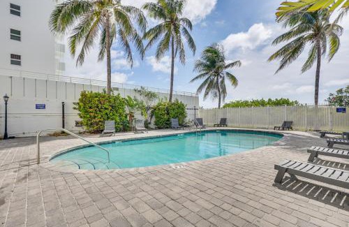 South of Fifth Apartment | Cozy Miami Beach Apartment Less Than 1 Mi to Ocean!