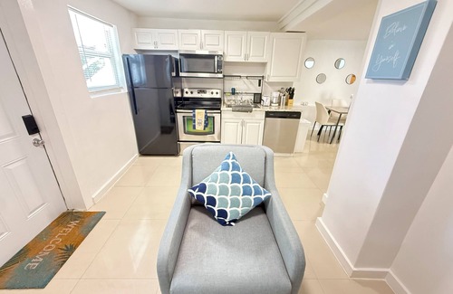 Buena Vista Apartment | Cozy & Modern 2BR Suite, Design District Miami