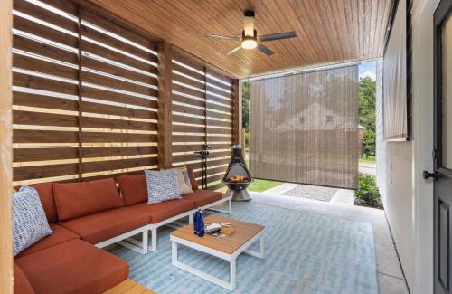 Downtown House | Cozy & Modern House in the Heart of Raleigh