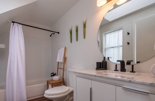 Marysville Apartment | Cozy Modern Studio, Downtown Marysville