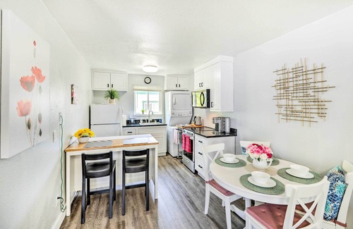 Downtown Monterey Apartment | Cozy Monterey Apartment - Walk to Wharf & Dtwn!