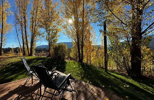 Garden Valley Cabin | Cozy Mountain Cabin on 87 Acres. You own Private Idaho. Hiking, View