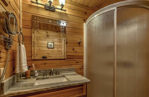 Hidden Lake Cabin | Cozy Mountain Cabin w/ hot tub + forest views
