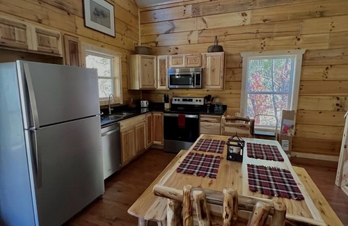Topton Cabin | Cozy Mountain Cabin