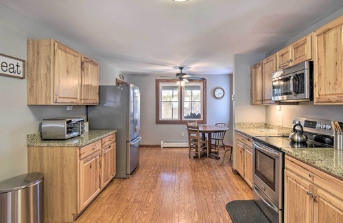 Alexandria House | Cozy Mountain Home - 3 Mi to New Found Lake!