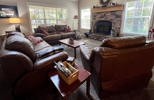 Donnelly Cabin | Cozy mountain retreat centrally located in beautiful Valley County.