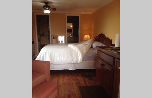 Altadena Apartment | Cozy Mountain Top Studio With Beautiful Views