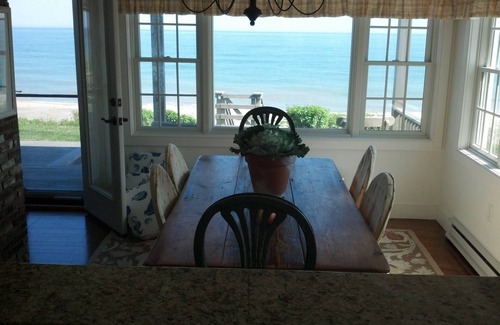 Tom Nevers House | Cozy Nantucket Beach Front Cottage Beautifully Decorated And Furnished