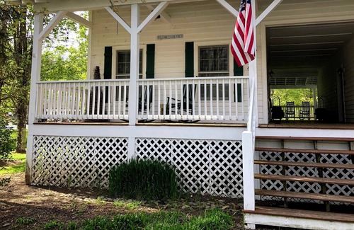 Altamont Cabin | Cozy Nest Cabin at Linville!