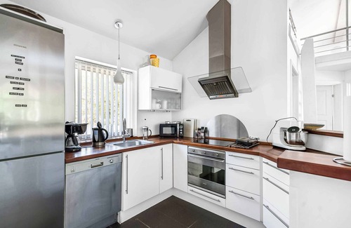 Bedegaard House | Cozy newer large holiday home in Snogebæk