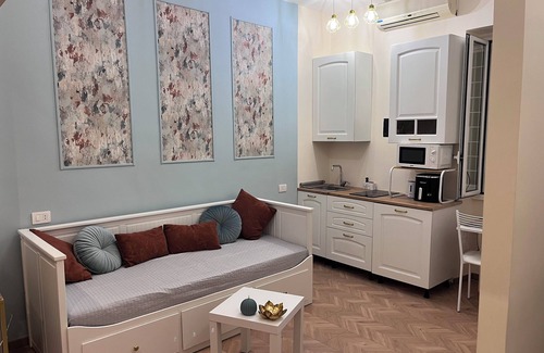 Zona XII Torre Spaccata House | Cozy, newly renovated facility with private bathrooms Close to subway