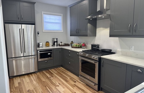 Waterford House | Cozy Niantic Waterfront Home w/Dock! Minutes from Mystic, Restaurants & Beaches!