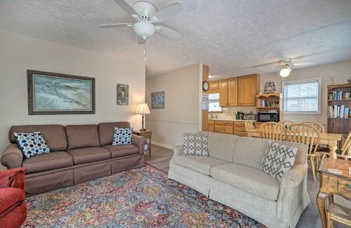 Yaupon Beach House | Cozy Oak Island House Less Than 1 Mi to Beaches!