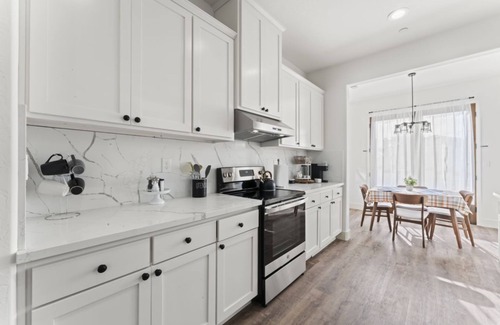 Oakland House | Cozy Oakland Home