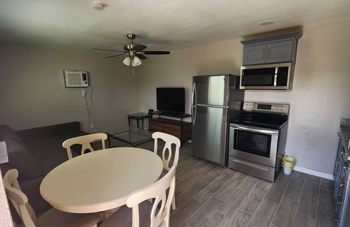 Biggs Field Apartment | Cozy one-bedroom studio in enjoyable El Paso with AC, WiFi