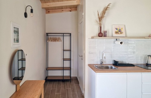 Pyrgos House | Cozy Owl's Home - a studio countryside house in Pyrgos