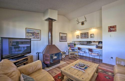 Pagosa Springs Apartment | Cozy Pagosa Condo Stunning Mountain and Lake Views!