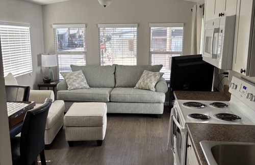 Tucson House | Cozy Park Model in charming Tucson with a beautiful view.