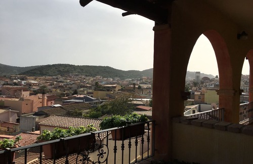 Villasimius Apartment | Cozy penthouse apartment in the center of VILLASIMIUS