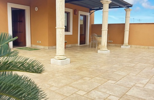 Fasano Villa | Cozy penthouse located in a characteristic historical building in Puglia